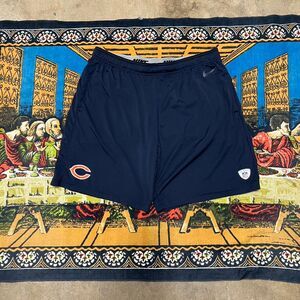 Chicago Bears Nike training shorts Navy blue size large Nike training equipment